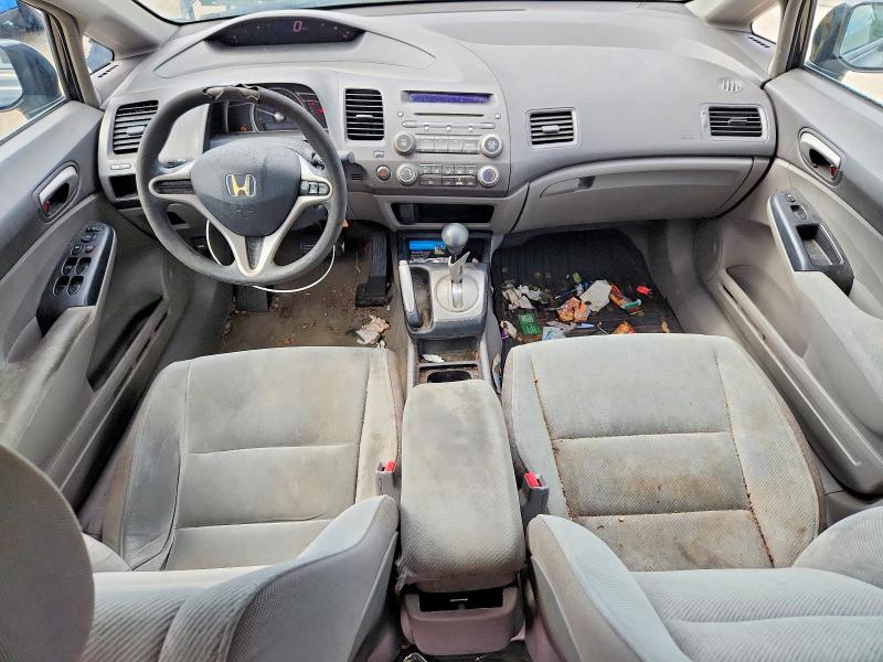 Photo 8 from auction – 2010 HONDA CIVIC with VIN 19XFA1F5XAE015758
