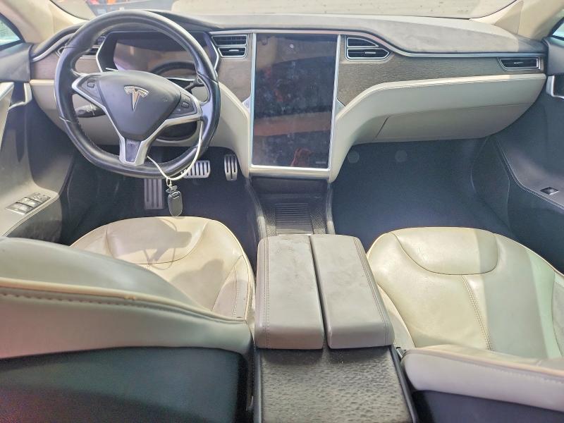 Photo 8 from auction – 2014 TESLA MODEL S with VIN 5YJSA1H16EFP48091