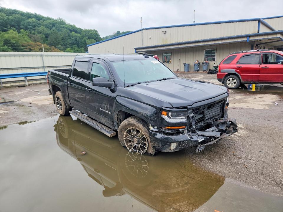 Photo 4 from auction – 2017 CHEVROLET SILVERADO with VIN 3GCUKREC5HG115817