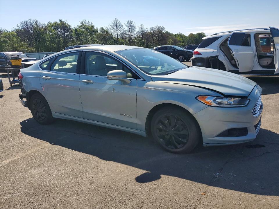 Zdjęcie 4 z aukcji – 2013 FORD FUSION z VIN 3FA6P0LUXDR224697