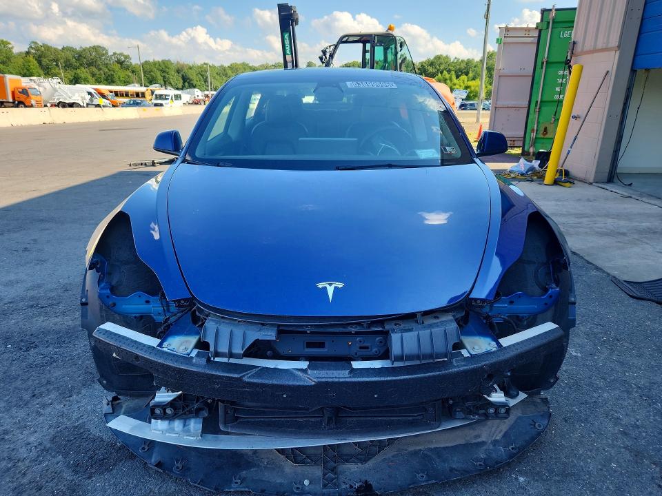 Photo 5 from auction – 2022 TESLA MODEL 3 with VIN 5YJ3E1EA3NF370793