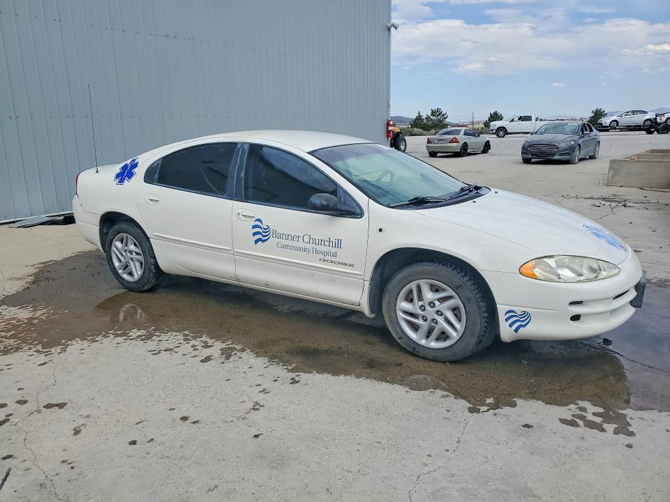 Photo 4 from auction – 2000 DODGE INTREPID with VIN 2B3HD46R5YH369109