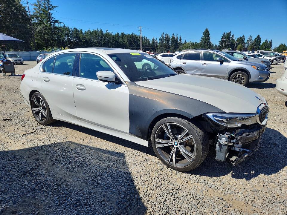 Photo 4 from auction – 2021 BMW 330I with VIN 3MW5R1J04M8B70273