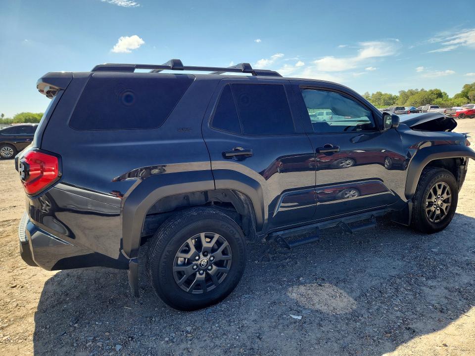 صورة رقم 3 من المزاد - 2025 TOYOTA 4RUNNER مع VIN JTEVA5BR4S5053054