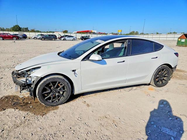 TESLA MODEL 3 2021 con VIN 5YJ3E1EB3MF856057 - Foto de la subasta
