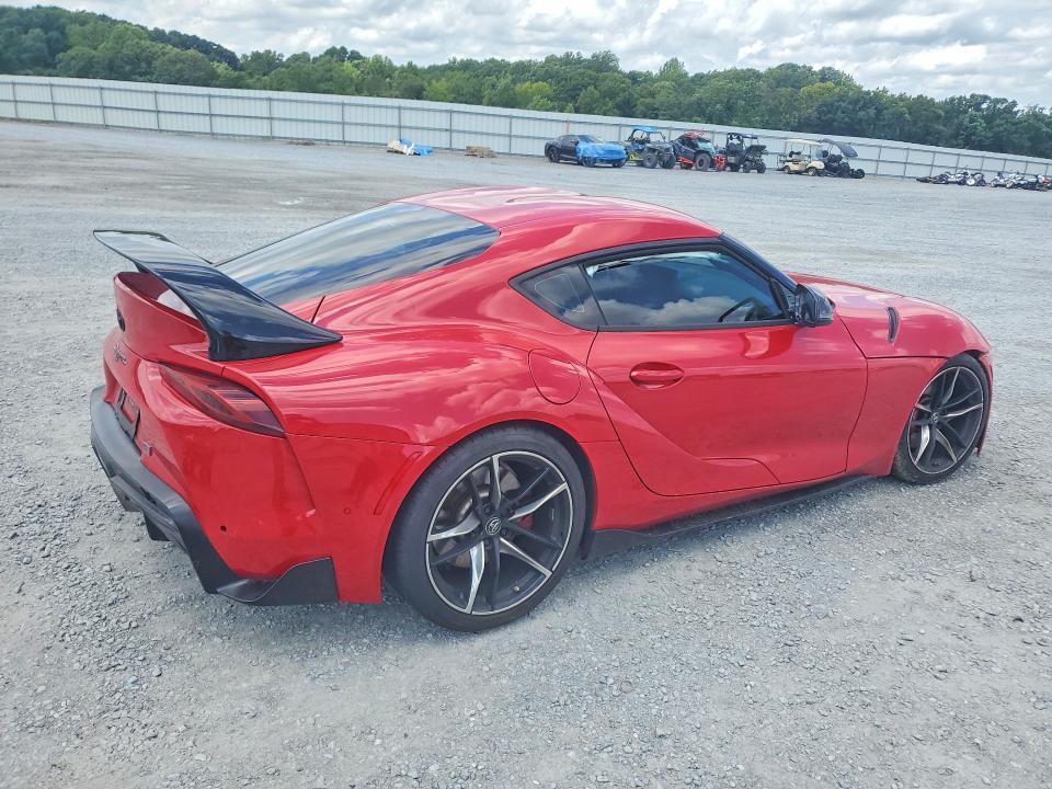 Снимка 3 от търг – 2021 TOYOTA GR SUPRA с VIN WZ1DB0C04MW039086