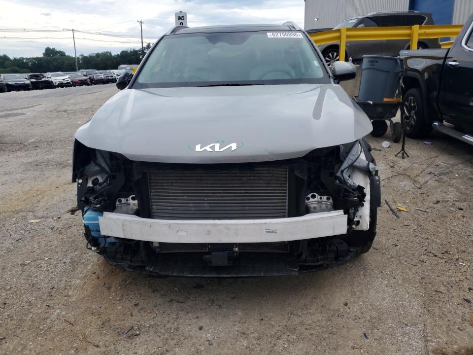 Photo 5 from auction – 2024 KIA SORENTO with VIN 5XYRL4JC2RG303898
