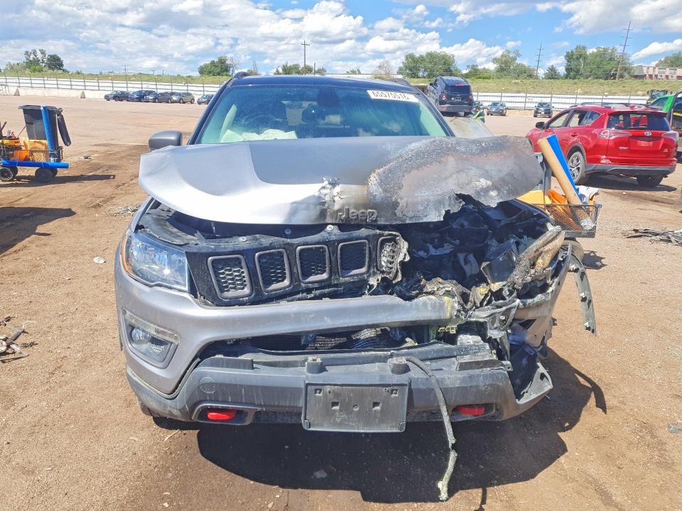 Photo 5 from auction – 2017 JEEP COMPASS with VIN 3C4NJDDB8HT635116