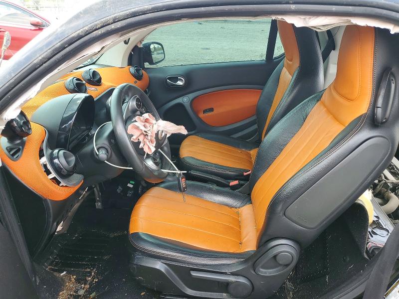 Photo 7 from auction – 2016 SMART EQ FORTWO with VIN WMEFJ5DA5GK055745