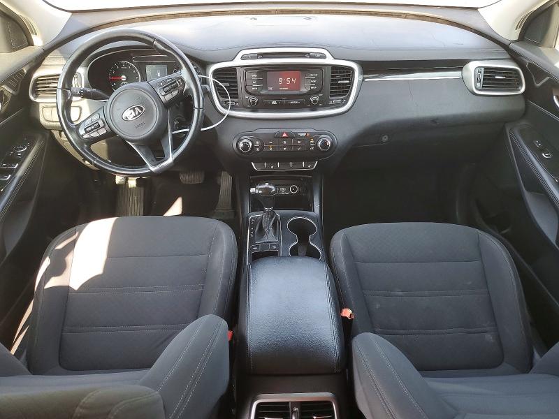 Photo 8 from auction – 2016 KIA SORENTO with VIN 5XYPG4A33GG060076