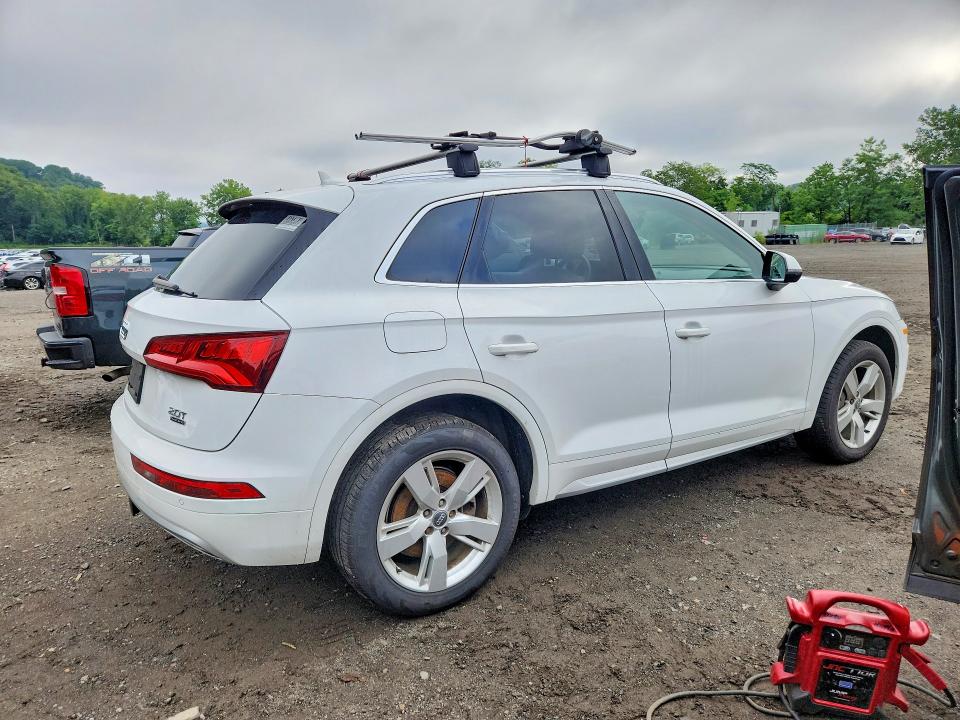 Photo 3 from auction – 2018 AUDI Q5 with VIN WA1BNAFYXJ2086351