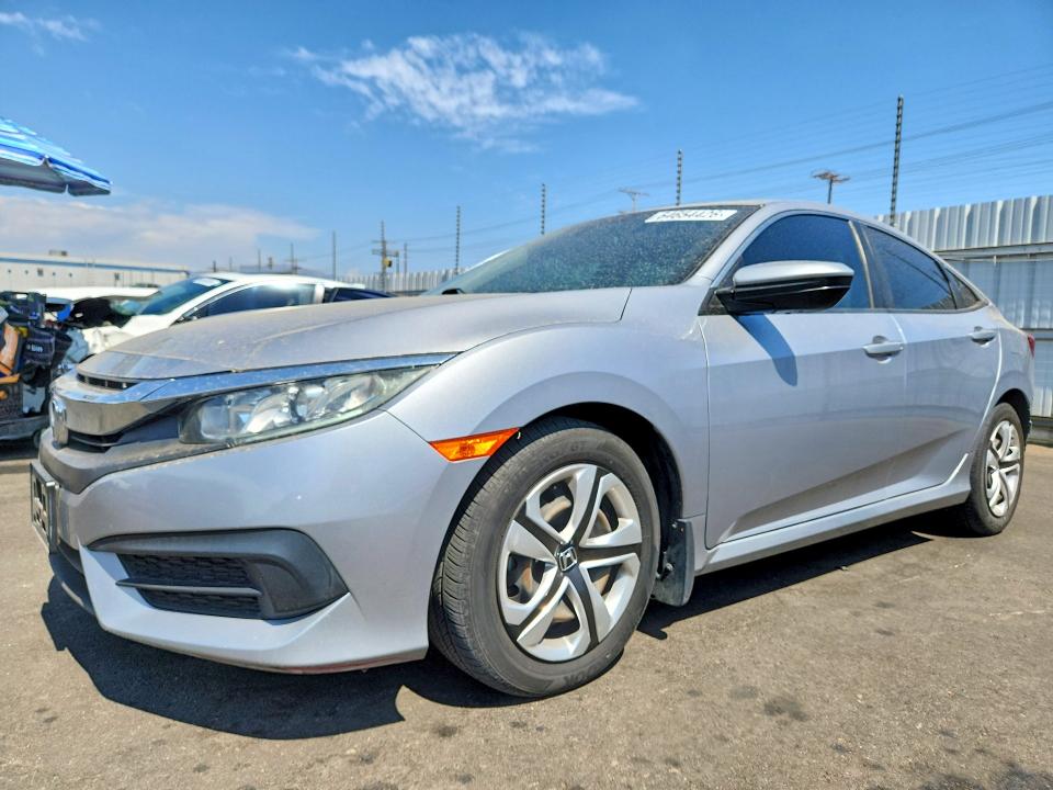 HONDA CIVIC 2018 with VIN 2HGFC2F59JH542695 - Photo from auction