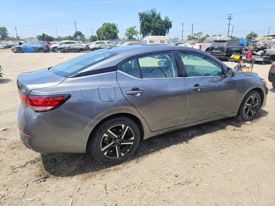 Photo 3 from auction – 2024 NISSAN SENTRA with VIN 3N1AB8CV5RY306993