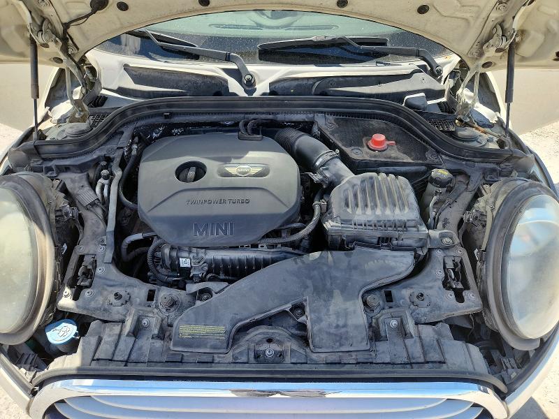Photo 11 from auction – 2015 MINI COOPER with VIN WMWXS5C56FT837014