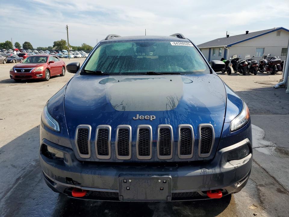 Photo 5 from auction – 2018 JEEP CHEROKEE with VIN 1C4PJMBX1JD554946