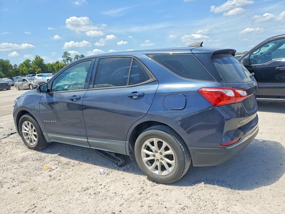 Photo 2 from auction – 2018 CHEVROLET EQUINOX with VIN 3GNAXHEV4JS553268