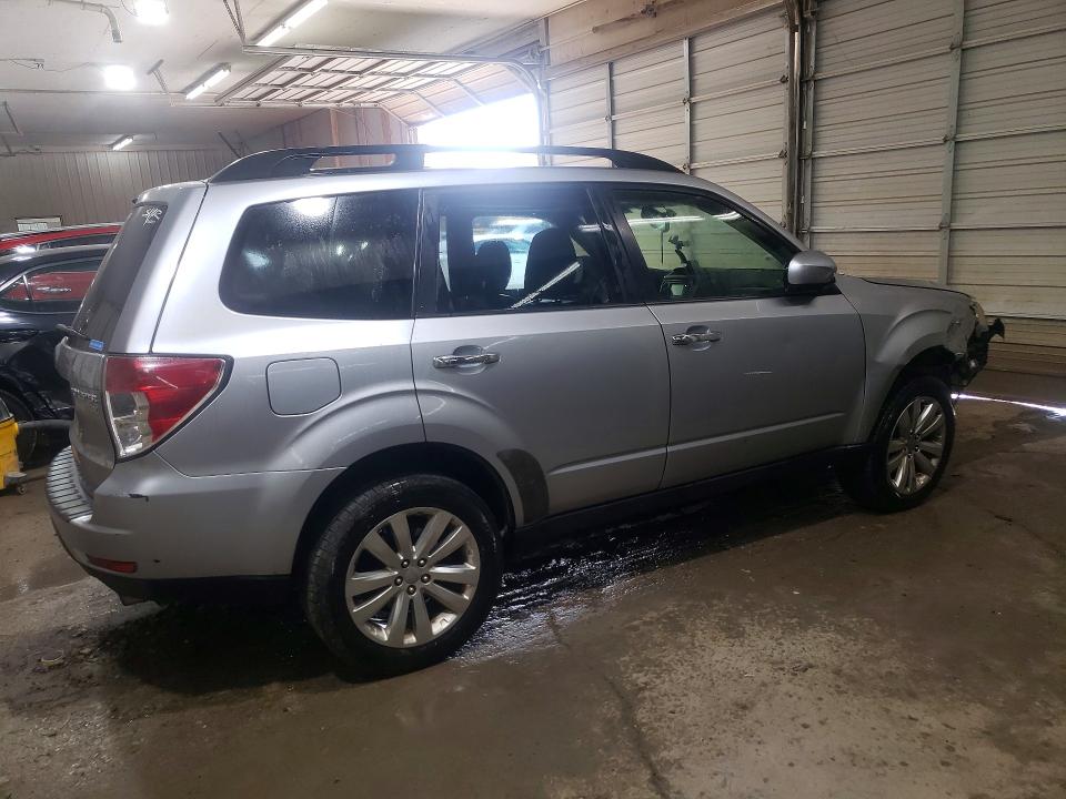 Photo 3 from auction – 2012 SUBARU FORESTER with VIN JF2SHAEC1CH441167
