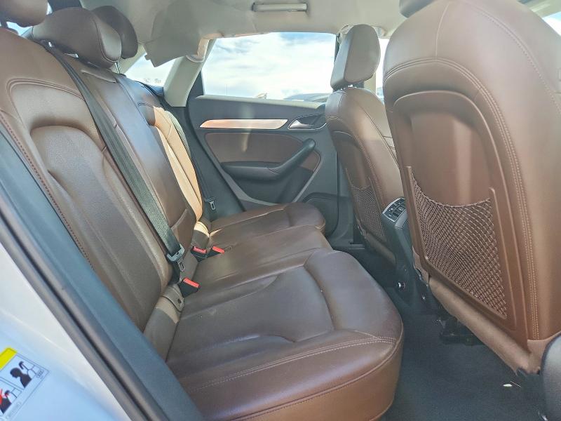 صورة رقم 11 من المزاد - 2015 AUDI Q3 مع VIN WA1EFCFS1FR013191
