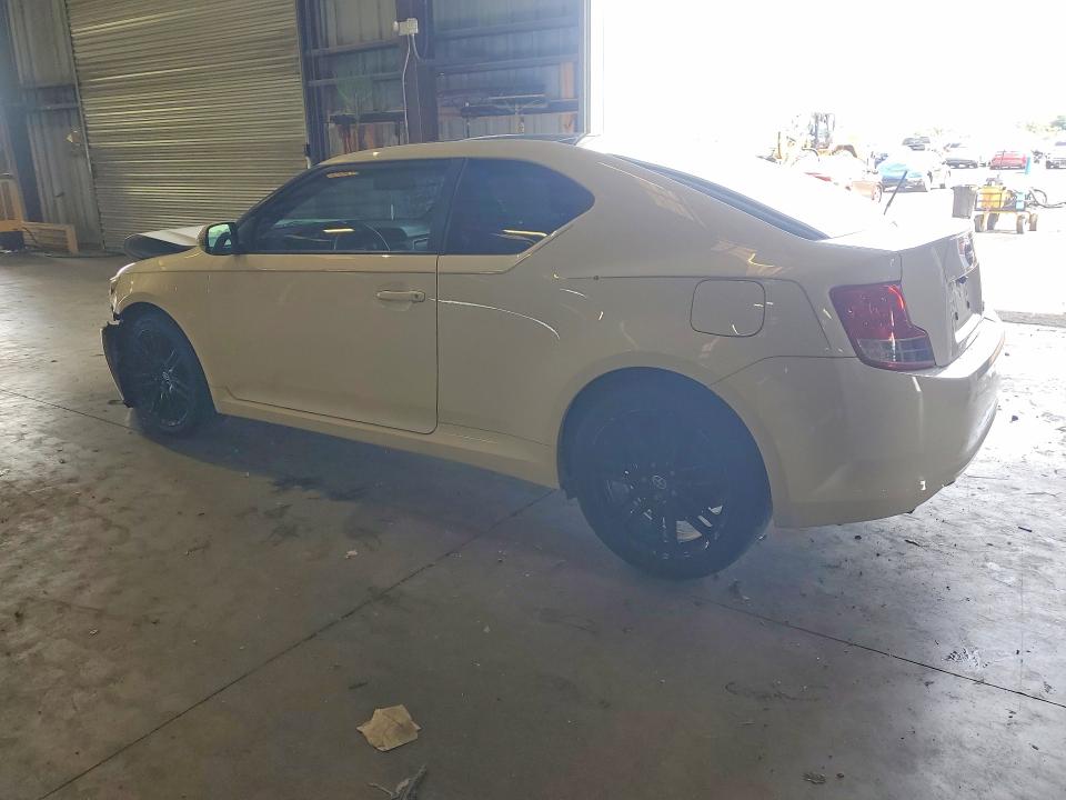 Photo 2 from auction – 2011 SCION TC with VIN JTKJF5C70B3007243