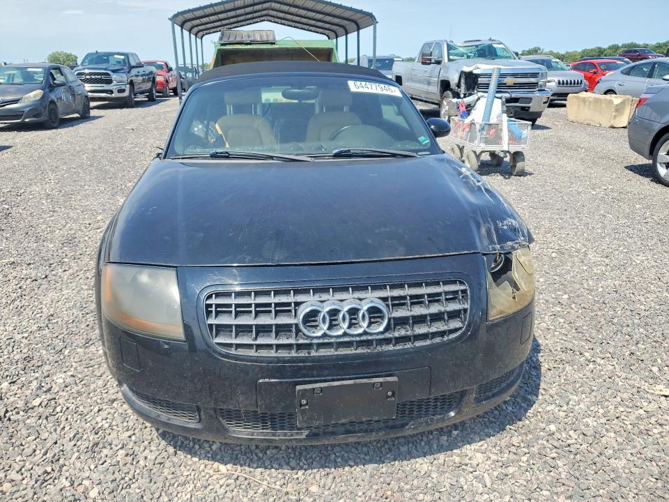 Zdjęcie 5 z aukcji – 2003 AUDI TT z VIN TRUTC28N631008754