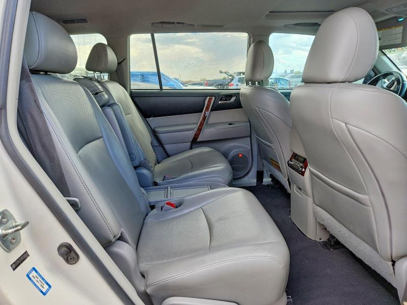 Photo 11 from auction – 2012 TOYOTA HIGHLANDER with VIN 5TDYK3EH9CS066688