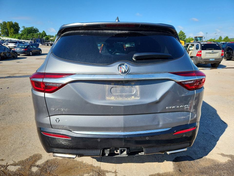 Photo 6 from auction – 2018 BUICK ENCLAVE with VIN 5GAEVCKW6JJ170273