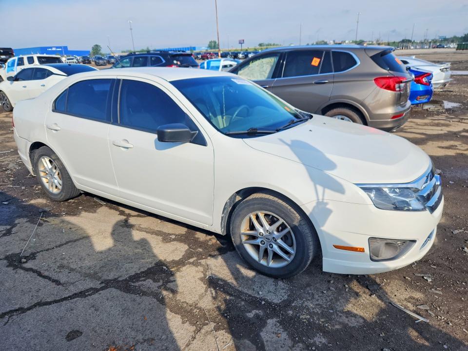 Photo 4 from auction – 2011 FORD FUSION with VIN 3FAHP0GA5BR297076