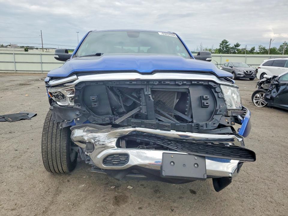 Foto 5 de la subasta – 2019 RAM 1500 con VIN 1C6SRFFT2KN797657