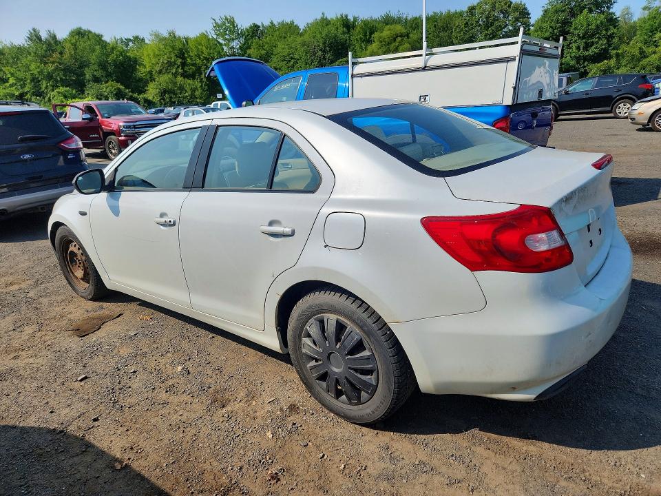 Zdjęcie 2 z aukcji – 2012 SUZUKI KIZASHI z VIN JS2RE9A16C6100082
