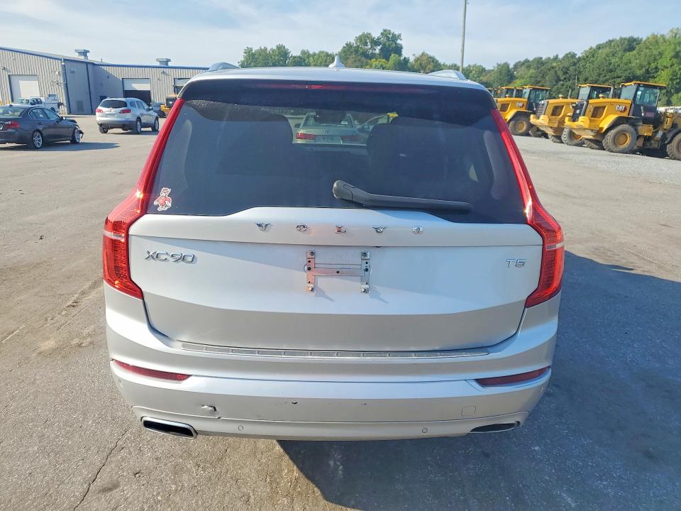 Photo 6 from auction – 2021 VOLVO XC90 with VIN YV4102CK4M1695254