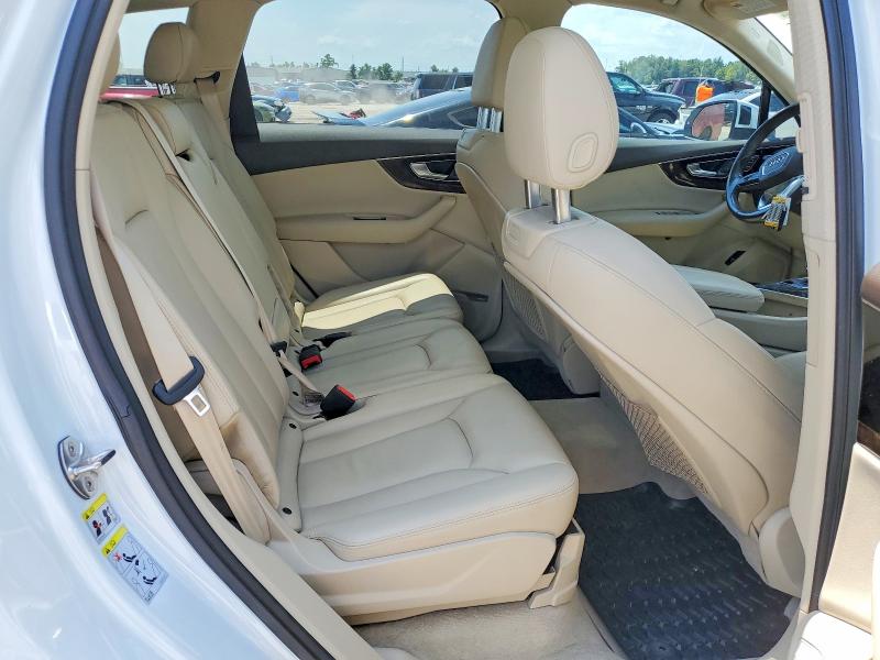 Photo 11 from auction – 2018 AUDI Q7 with VIN WA1LAAF75JD010077