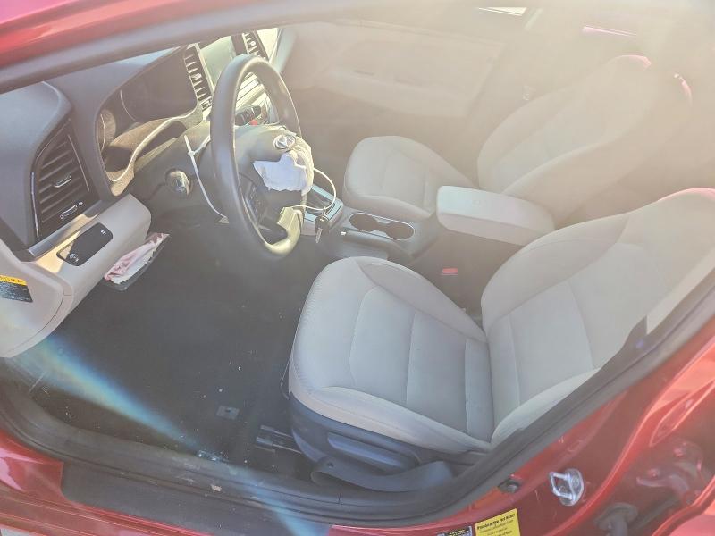 Photo 7 from auction – 2017 HYUNDAI ELANTRA with VIN 5NPD84LF6HH150856