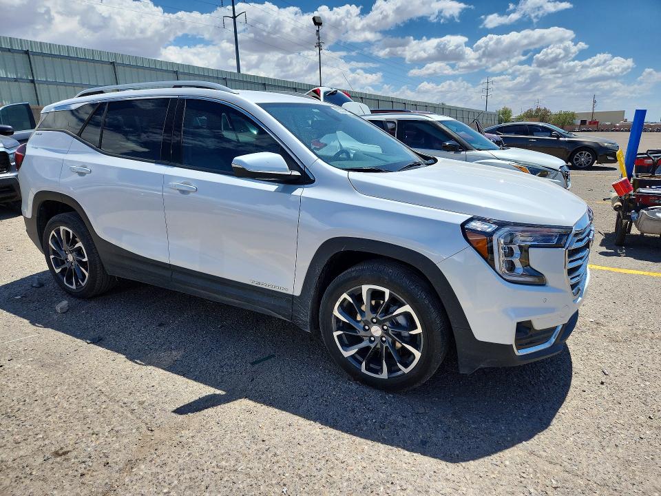 Photo 4 from auction – 2022 GMC TERRAIN with VIN 3GKALPEV9NL263059