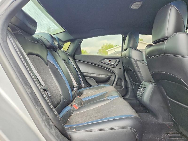 Photo 10 from auction – 2015 CHRYSLER 200 with VIN 1C3CCCBB2FN559716
