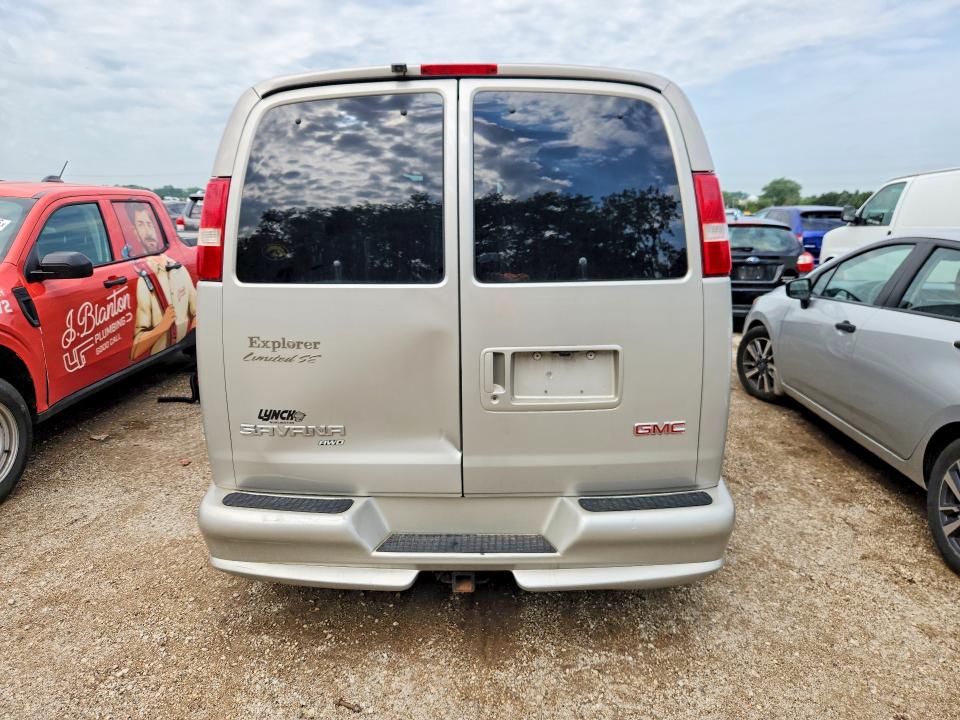 Photo 6 from auction – 2005 GMC SAVANA with VIN 1GDFH15T851150060