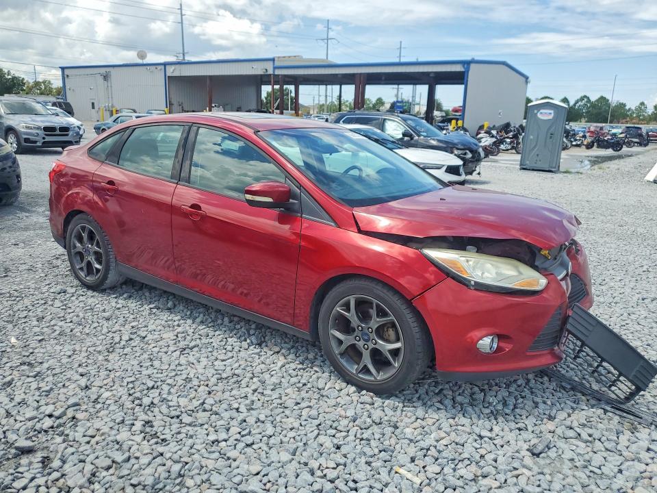 Photo 4 from auction – 2014 FORD FOCUS with VIN 1FADP3F2XEL221771