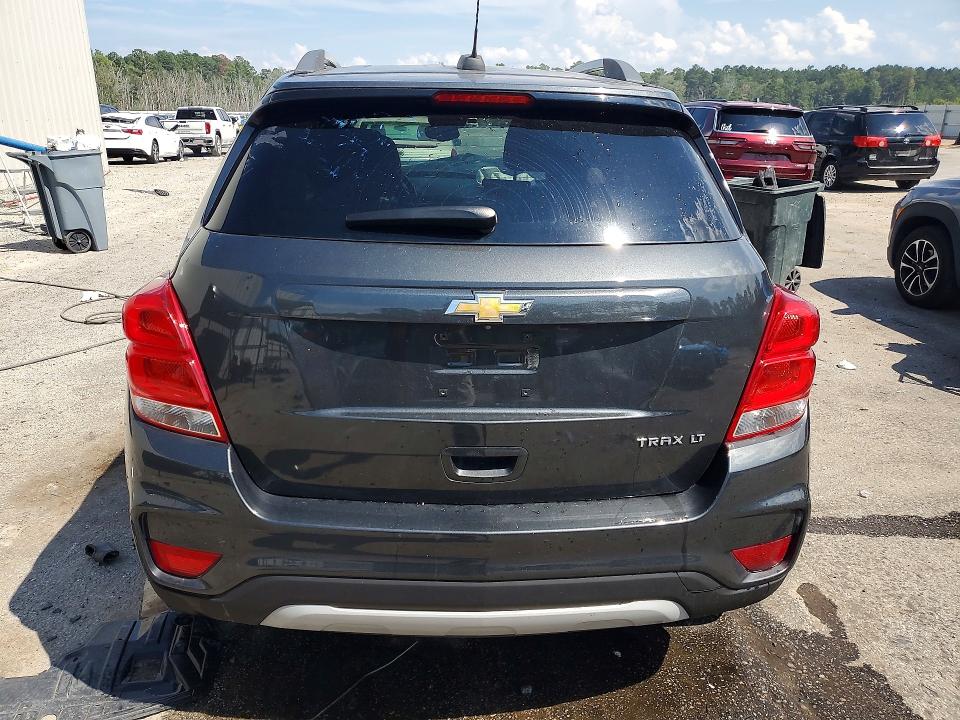 Photo 6 from auction – 2017 CHEVROLET TRAX with VIN 3GNCJLSB7HL178083