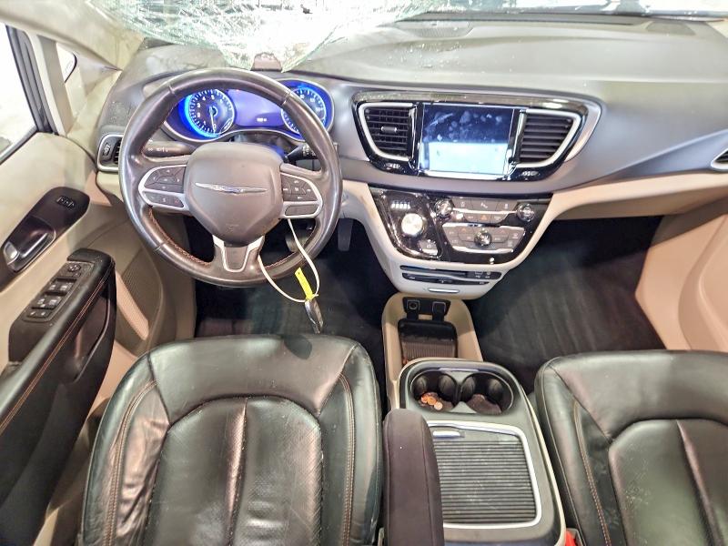 Photo 8 from auction – 2020 CHRYSLER PACIFICA with VIN 2C4RC1EG8LR102988
