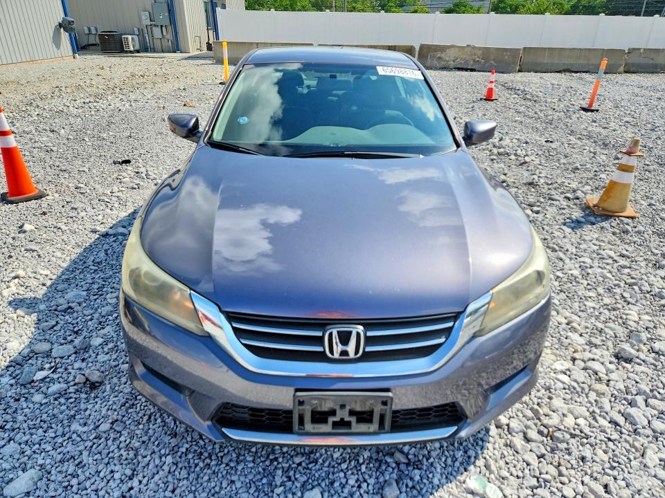 Photo 5 from auction – 2015 HONDA ACCORD with VIN 1HGCR2F30FA017451