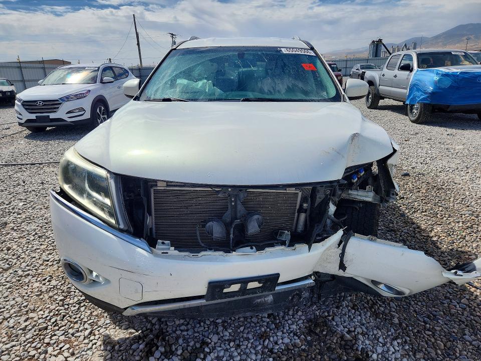 Photo 5 from auction – 2014 NISSAN PATHFINDER with VIN 5N1AR2MM1EC670290
