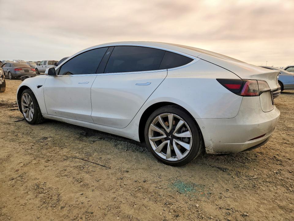 Photo 2 from auction – 2018 TESLA MODEL 3 with VIN 5YJ3E1EA8JF154691