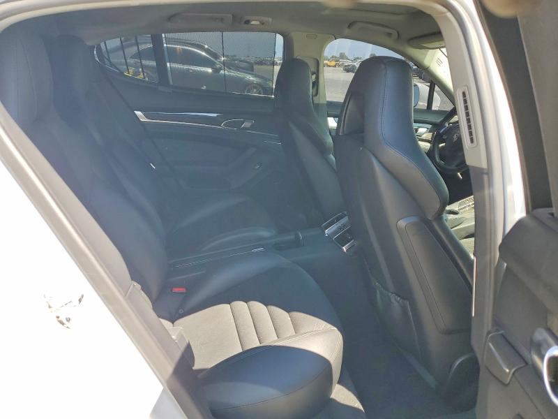 Photo 10 from auction – 2010 PORSCHE PANAMERA with VIN WP0AB2A74AL065780