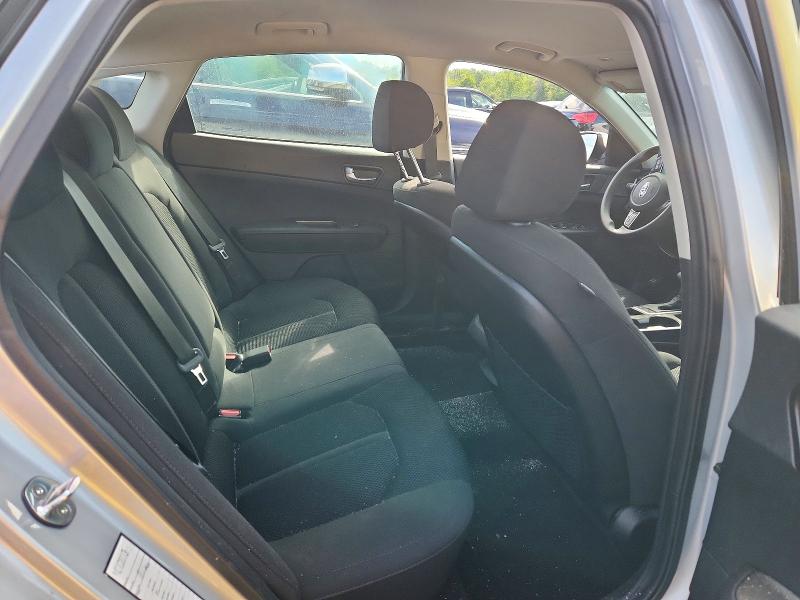 Photo 10 from auction – 2019 KIA OPTIMA with VIN 5XXGT4L37KG317424