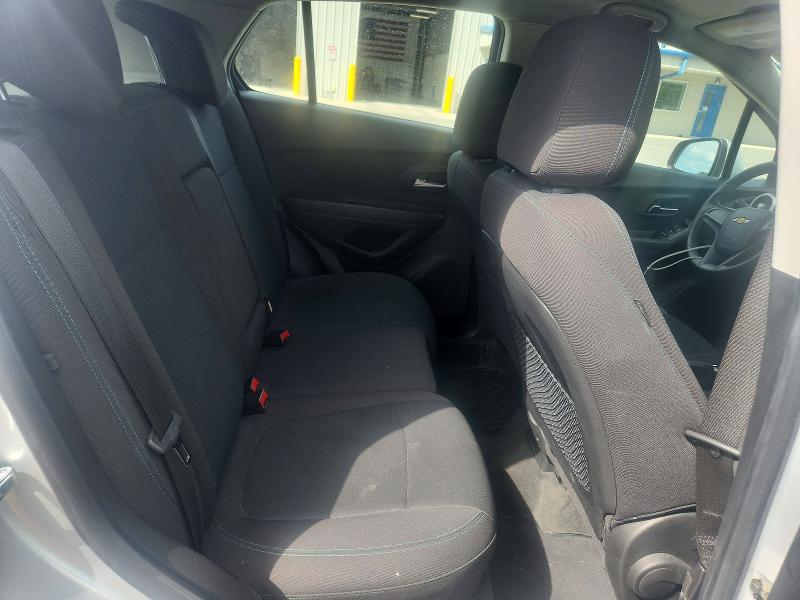 Photo 10 from auction – 2015 CHEVROLET TRAX with VIN KL7CJPSB4FB133243