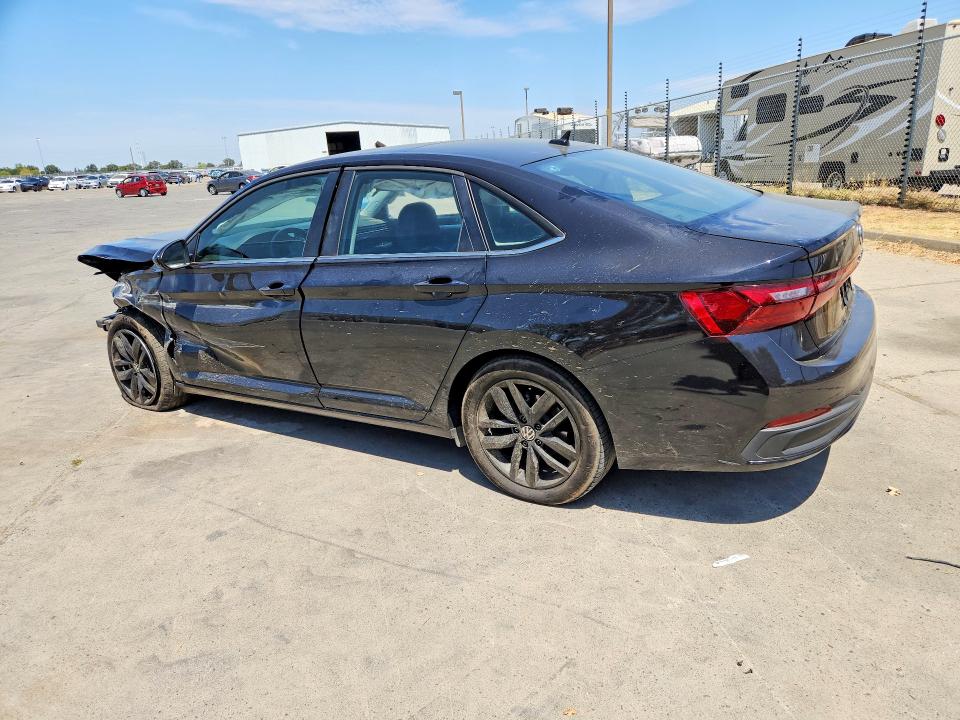 Снимка 2 от търг – 2025 VOLKSWAGEN JETTA с VIN 3VW7X7BU7SM060194