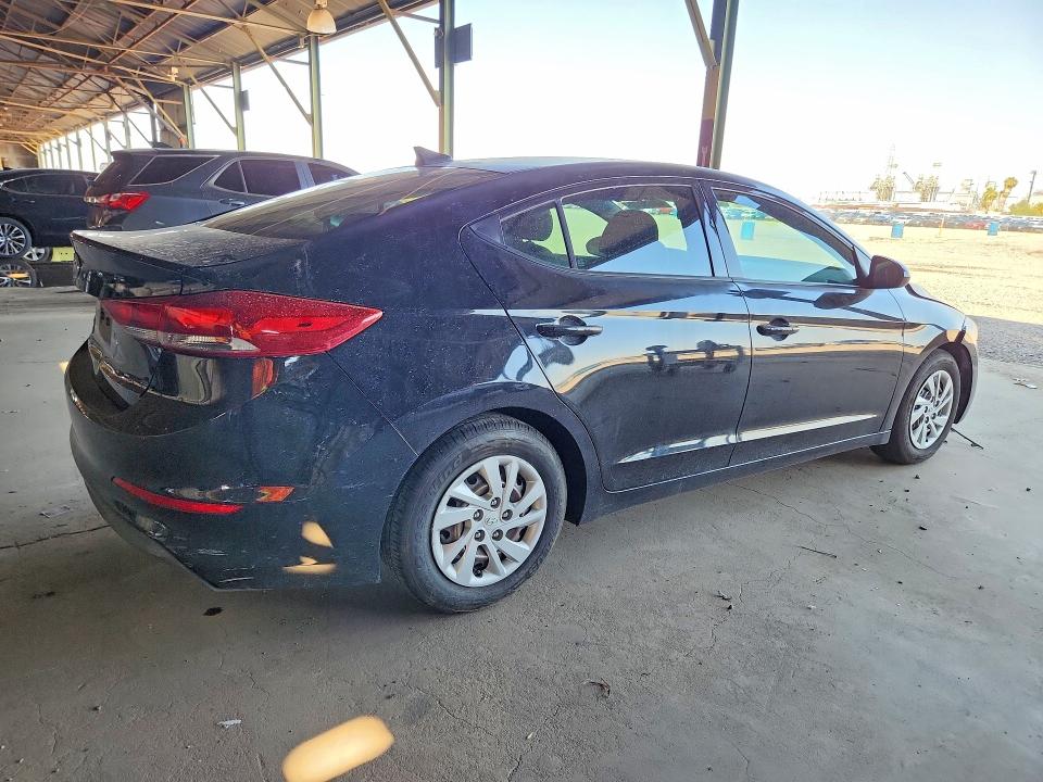 Photo 3 from auction – 2017 HYUNDAI ELANTRA with VIN 5NPD74LF8HH143314