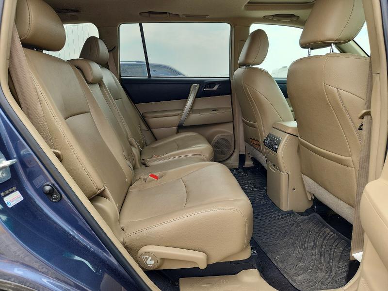 Photo 11 from auction – 2013 TOYOTA HIGHLANDER with VIN 5TDBK3EH8DS186859