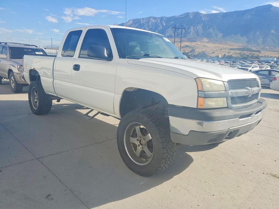 Photo 4 from auction – 2005 CHEVROLET SILVERADO with VIN 1GCEK19V95E175670