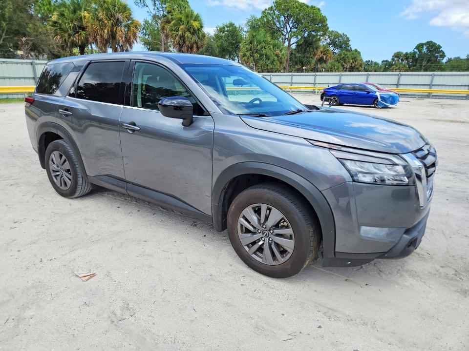 Photo 4 from auction – 2024 NISSAN PATHFINDER with VIN 5N1DR3AA0RC306347