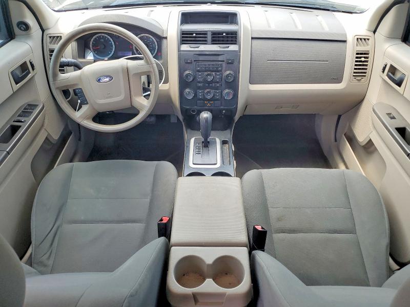 Zdjęcie 8 z aukcji – 2011 FORD ESCAPE z VIN 1FMCU0C70BKC64249